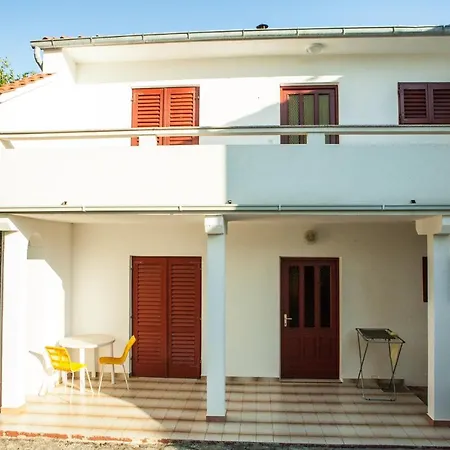 Apartments Alma Novalja Exteriér fotografie